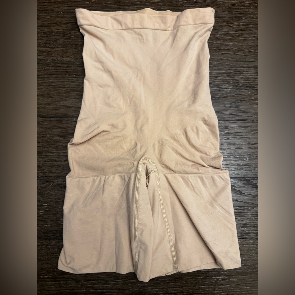 Spanx power series nude shapewear bottoms size XL no flaws opening in crotch